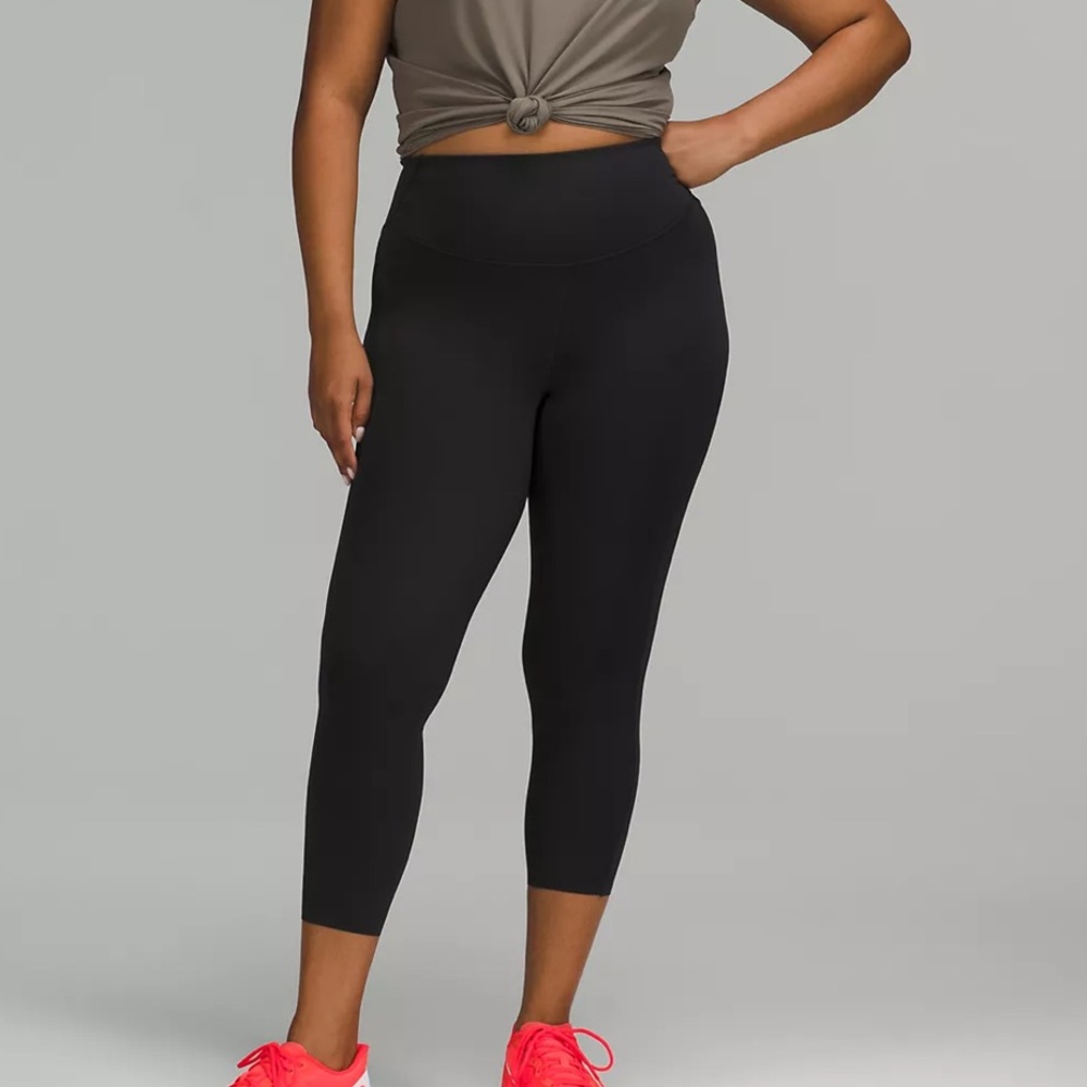 Base Pace High-Rise Crop 23" Black Size 12